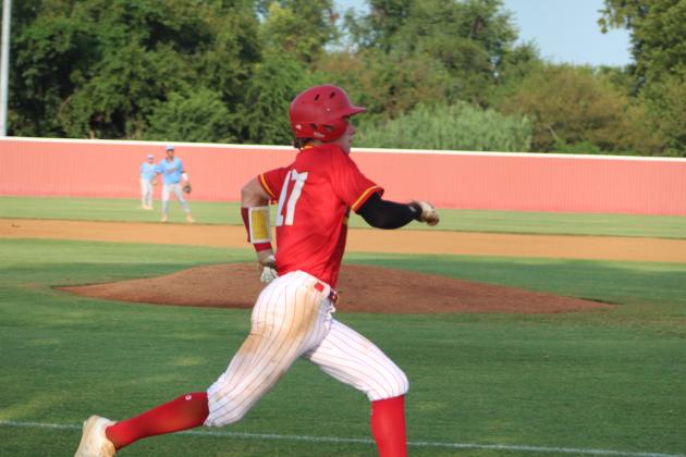 Dale Pirates Rout Arapaho-Butler 10-0