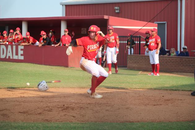 Dale Pirates Rout Arapaho-Butler 10-0