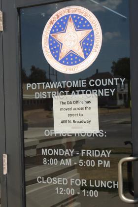Shawnee Veterans Memorial Committee Considers Carnegie Library for Museum