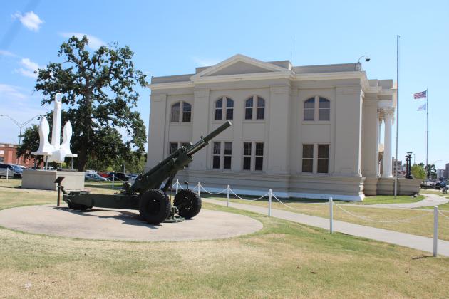 Shawnee Veterans Memorial Committee Considers Carnegie Library for Museum