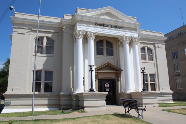 Shawnee Veterans Memorial Committee Considers Carnegie Library for Museum