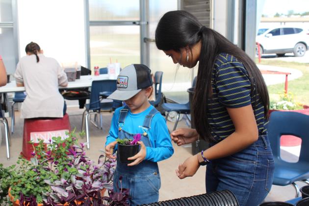 McLoud FFA Plant Sale