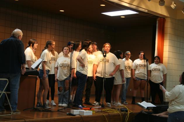 Tecumseh Honor Choir Performs