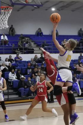 Dale Lady Pirates in Boomarang Classic Tournament
