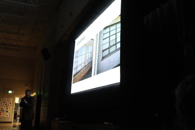 Espolt illustrates the need for new windows in the elementaries.
