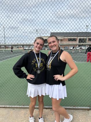 2 Doubles - Kalyn Bartmess and Lili Lowden, 2nd place