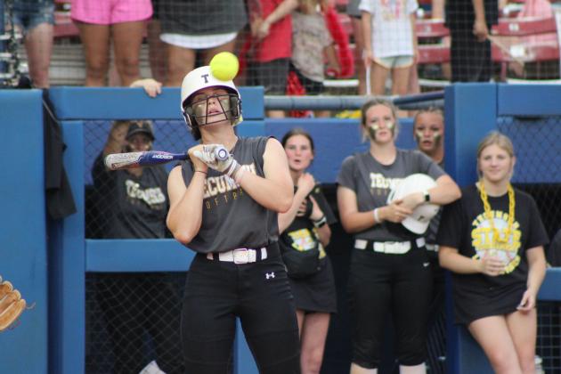 Near miss for Katie Overstreet