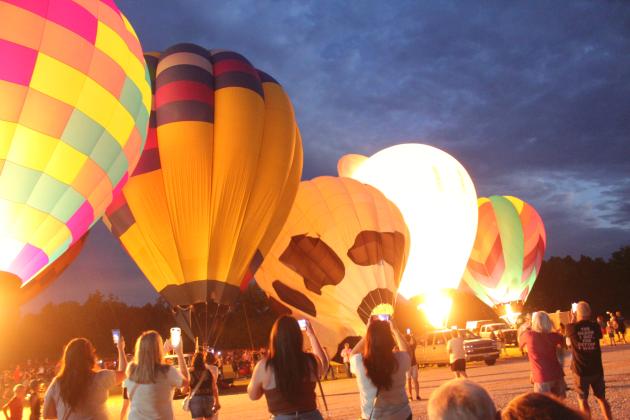 FireLake Fireflight Balloon Festival - Aug. 9 Balloon Glow