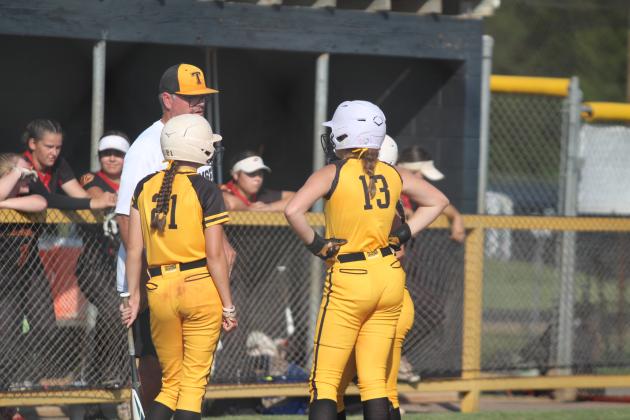 Tecumseh Lady Savages Fast Pitch