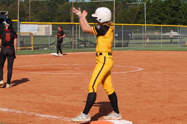 Tecumseh Lady Savages Fast Pitch