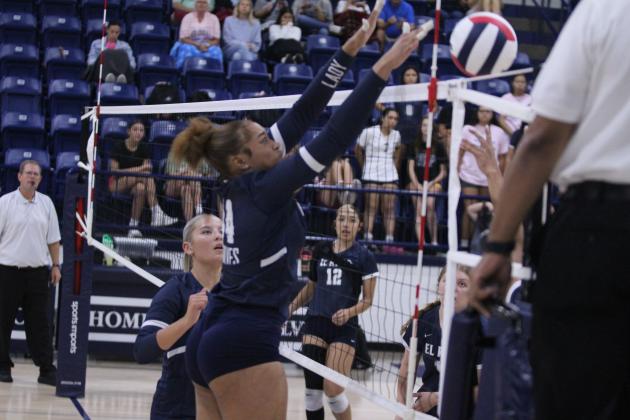 Shawnee Lady Wolves Volleyball