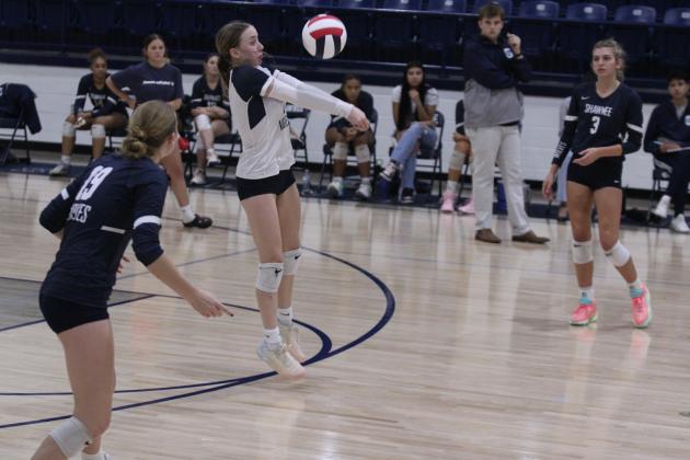 Shawnee Lady Wolves Volleyball