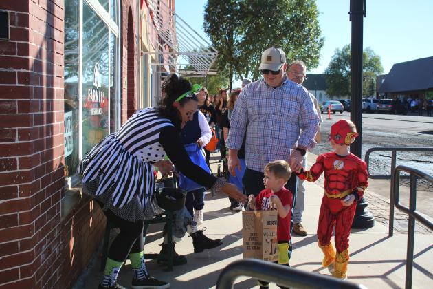 Tecumseh Business Trick 'r Treating