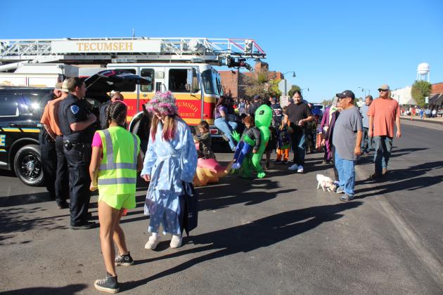 Tecumseh Business Trick 'r Treating