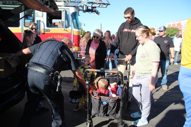 Tecumseh Business Trick 'r Treating