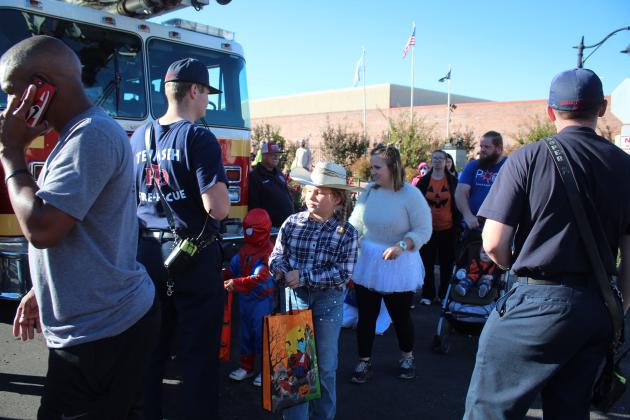 Tecumseh Business Trick 'r Treating