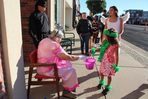 Tecumseh Business Trick 'r Treating