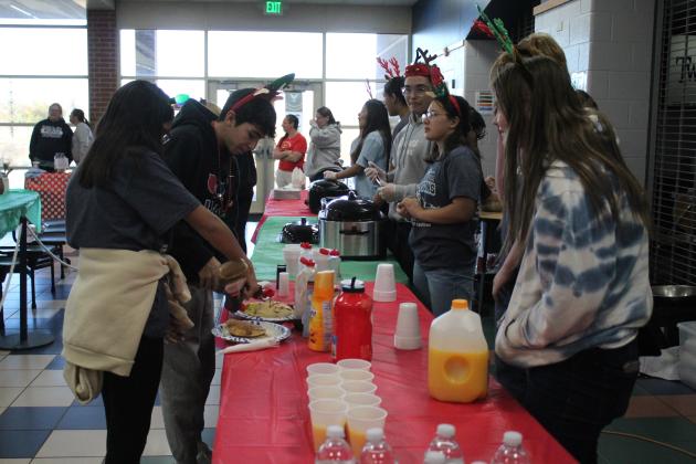 2nd Annual Wolves Wrestling Breakfast with Santa