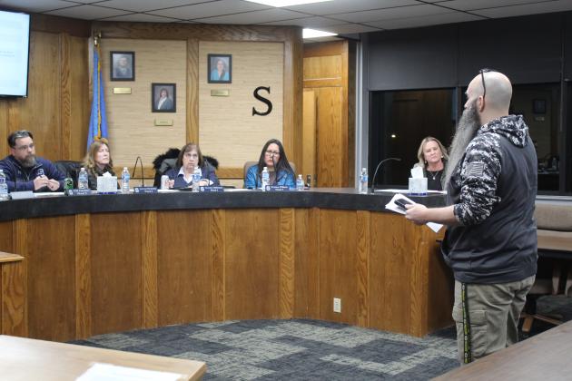 Rob Morris speaks to the Shawnee Board of Education on Jan. 6.