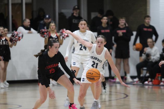 Megehee keeps her eye on the ball while playing defense on Feb. 8.