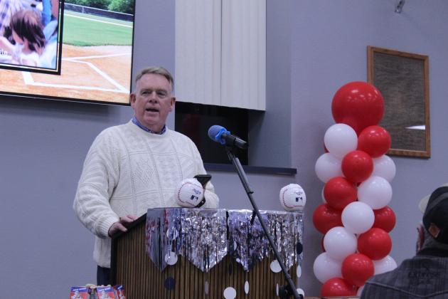 Rev. Scott Hamilton speaks.