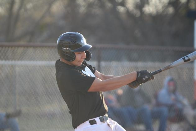 Maud/Macomb Tiger, Juliouz Brown-Harjo, at bat