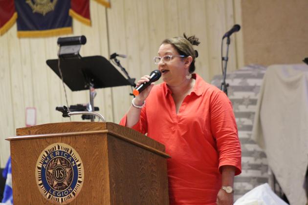 Renee Clemmons speaks.