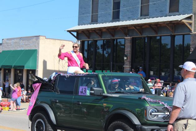 Ms. Senior OK Kristy Fancher received third place in the parade.