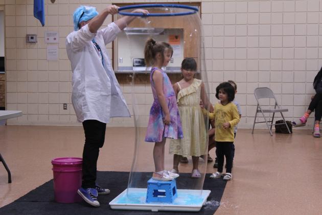 Tecumseh Library Holds Bubble Party