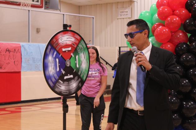 Earlsboro Dean of Students Tim Gentry was the emcee for the Sorting Ceremony.