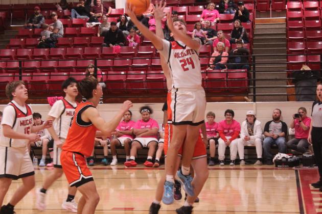 Earlsboro's Lucky Coal aims for the bucket during the Jan. 6 home Pink Out game against Konawa. The Wildcats lost 57-72, but the Lady Wildcats won earlier that evening, 34-23. Natasha Dunagan, Countywide &amp; Sun