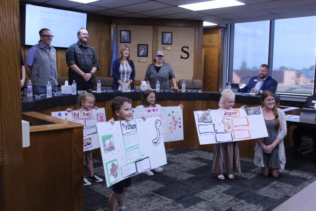 SECC students pose with their animal display boards. Photos by Natasha Dunagan, Countywide &amp; Sun