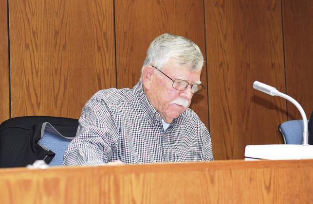 Tecumseh Mayor Eddy Parker conducts the City Council Meeting on Nov 13. Julie Talton/Countywide &amp;amp; Sun