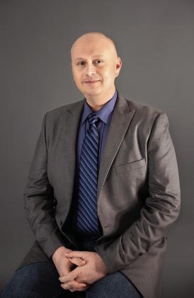 Hawkins Announces County Commissioner Candidacy