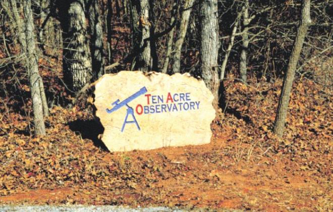 A new sign is now marking the entrance to the observatory. Photo by N. Lazzaro