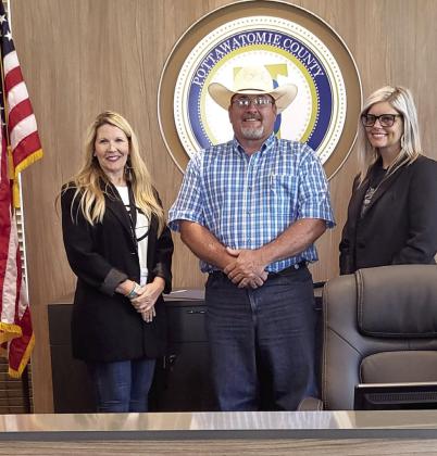 Rush Swears In As Commissioner Minutes Before Meeting
