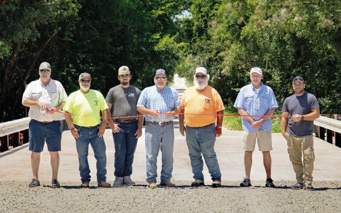 From left: Bill Anderson,The Railroad Yard; Richey Fink, Pott County District 2; Ryan Fogelman, RRY Services; Greg Rush, County Commissioner; Tom Harders, RRY Services; Dewayne Van-Schuyver, The Railroad Yard; and Josh Gilsdorf, RRY Services. Photo Provided
