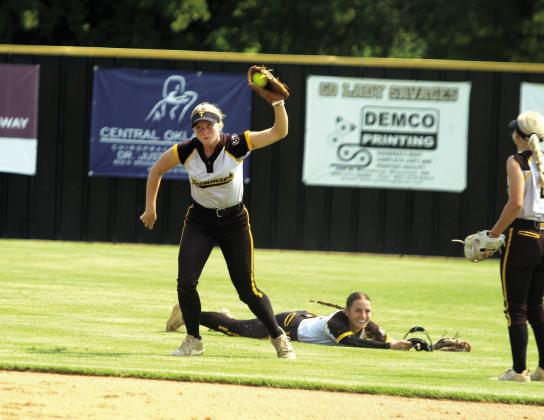 Tecumseh senior Steeli Mitchell makes the catch for the third out in the top of the fourth inning during the Dale-Tecumseh Tournament game against Lone Grove on Sept. 4. Natasha Dunagan, Countywide &amp;amp; Sun