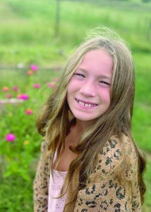 Hailey Grochow Division: Little Miss