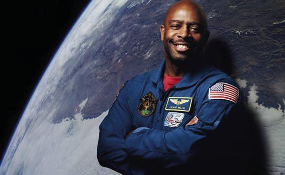 Leland Melvin Inspires Connection and Exploration in Pioneer Library System Communities