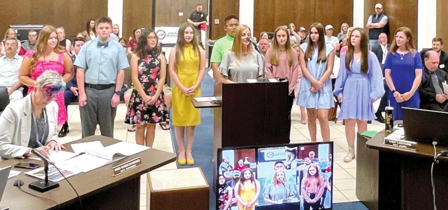 Shawnee Sister Cities are introduced to the Shawnee City Commissioners. The delegates will not get to travel to Nikaho this summer but hope to join next year’s delegation. Countywide &amp;amp; Sun/Loren Knight