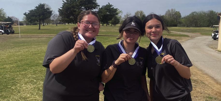 Lady Savage Golf went to the Stroud Tournament last Friday and came back with some hardware. Angel Duggan (pictured center) shot a 93 which was good for second place at the tournament. Zoey Roller (pictured left) placed fifth while shooting a 102. Izzy Duggan (pictured right) found eighth place as she shot a 108. Photo provided