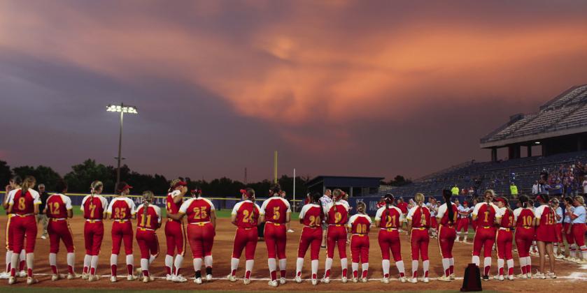 The suns sets on the 2024 Dale Lady Pirates Slow Pitch season.