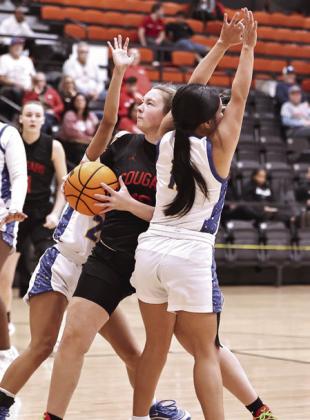 North Rock Creek Boys Take First In Tournament, Girls Finish Third