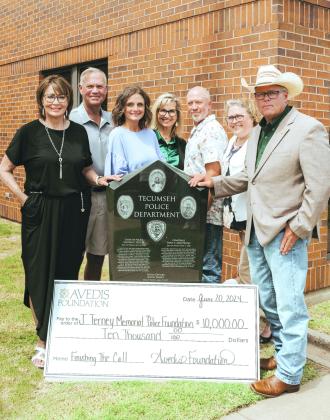 Avedis Awards $10,000 For Finish The Call Program