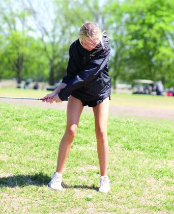 Tecumseh freshman Kopelyn Taylor takes a swing. Natasha Dunagan, Countywide &amp; Sun