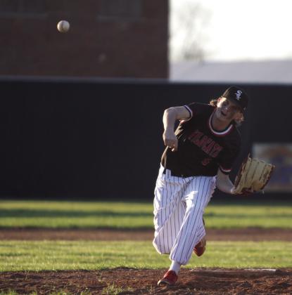 Earlsboro's Gage Brown slings the ball toward home during the game with the Maud/Macomb co-op team on March 11. The Maud/Macomb team won, 9-1. Natasha Dunagan, Countywide &amp;amp; Sun