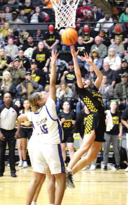 Lady Savages Heat Up The Court In Second Half