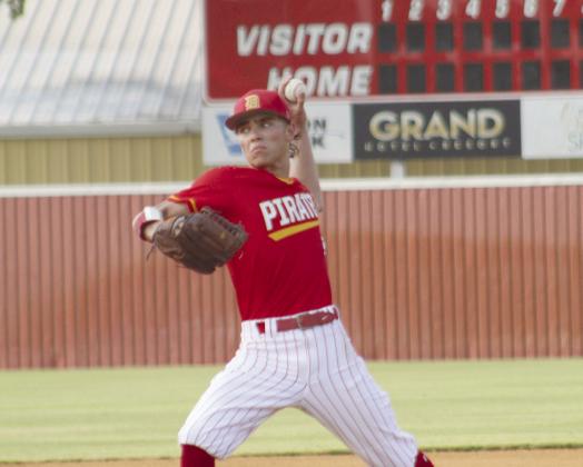 Dale Pirates Rout Arapaho-Butler 10-0