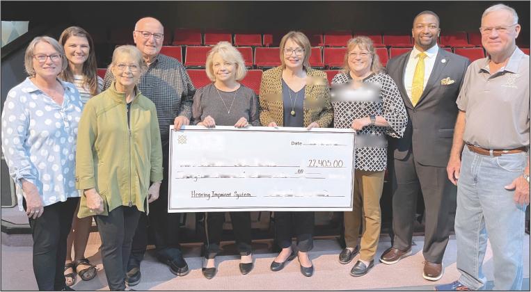Avedis Awards Grant To Shawnee Little Theatre
